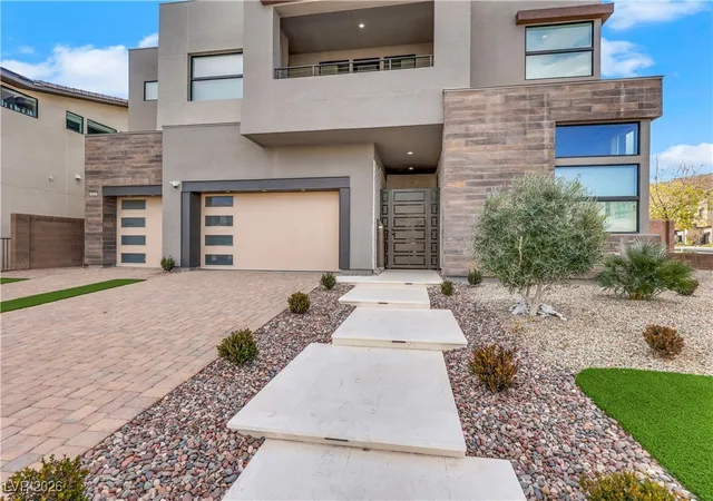 Photo 2 of Single family home for sale at 5232 Fading Sunset Dr, Las Vegas, NV 89135 | MLS# 2748457 | Listing updated on 2026-09-19