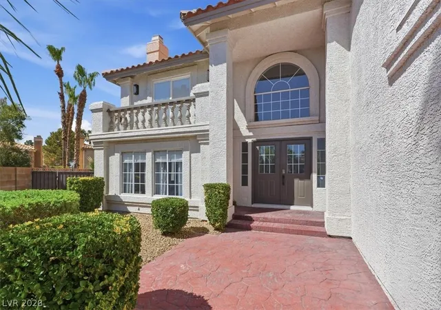 Photo 3 of Single family home for sale at 9433 Salt Water Ct, Las Vegas, NV 89117 | MLS# 2749641 | Listing updated on 2026-09-14
