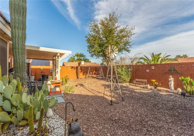 Photo 3 of Single family home for sale at 1812 Nevada Fls Ct, Las Vegas, NV 89134 | MLS# 2750908 | Listing updated on 2026-09-10