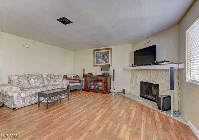 Photo 4 of Sale Pending at 905 Rockview Dr #101, Las Vegas, NV 89128 | MLS# 2751603 | Listing updated on 2026-09-06