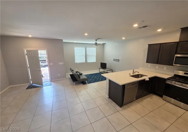 Photo 4 of Townhouse for sale at 675 Vetiver Ln, Henderson, NV 89015 | MLS# 2750532 | Listing updated on 2026-09-11