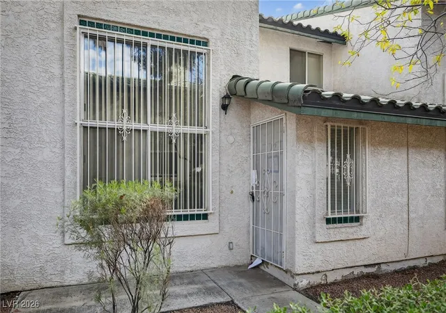 Photo 2 of Townhouse for sale at 2430 Old Frg Ln #102, Las Vegas, NV 89121 | MLS# 2752673 | Listing updated on 2026-10-01