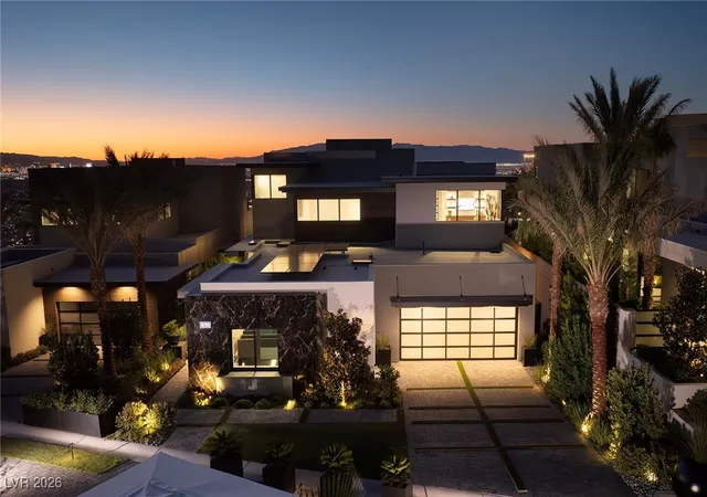 Photo 1 of Sale Pending at 525 Overlook Rim Dr, Henderson, NV 89012 | MLS# 2753338 | Listing updated on 2026-09-11