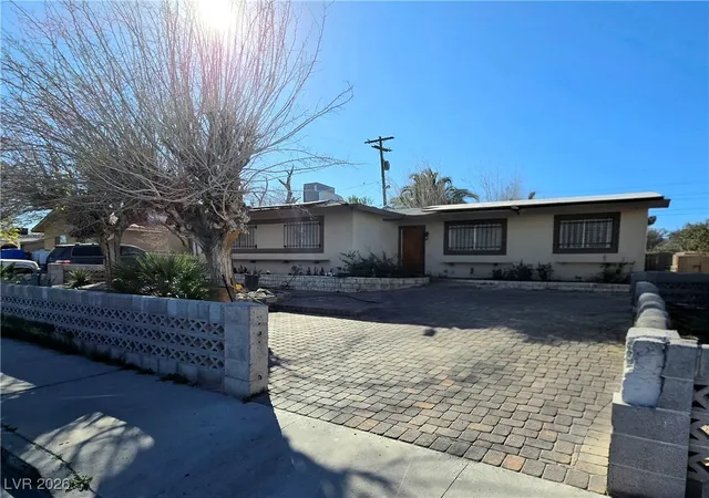 Photo 1 of Single family home for sale at 1909 Leona St, Las Vegas, NV 89106 | MLS# 2749652 | Listing updated on 2026-09-06