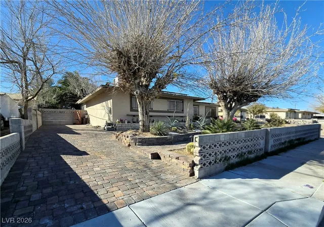 Photo 2 of Single family home for sale at 1909 Leona St, Las Vegas, NV 89106 | MLS# 2749652 | Listing updated on 2026-09-06