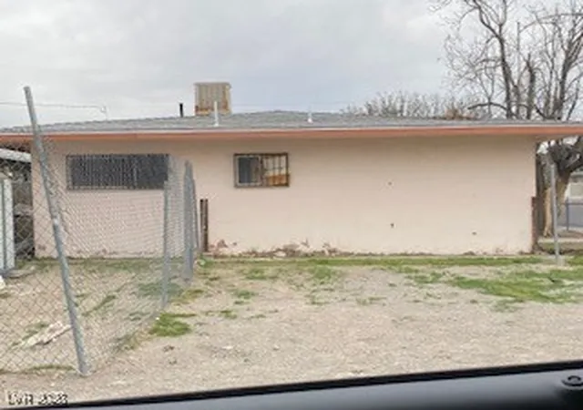 Photo 1 of Multi family home for sale at 905 E Bonanza Rd, Las Vegas, NV 89101 | MLS# 2753416 | Listing updated on 2026-09-15