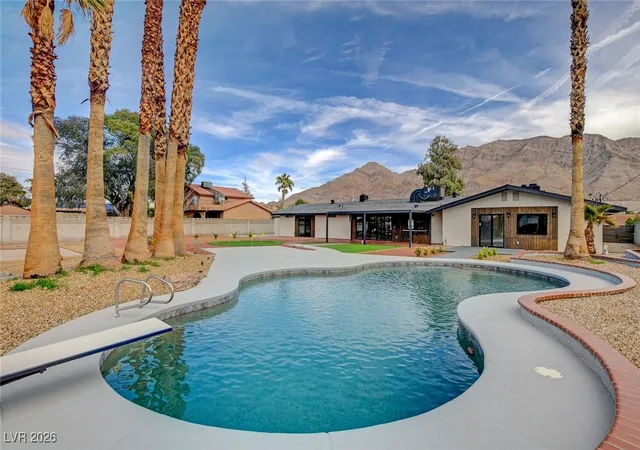 Photo 1 of Single family home for sale at 723 Spanish Dr, Las Vegas, NV 89110 | MLS# 2754110 | Listing updated on 2026-09-10