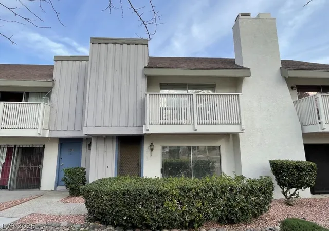 Photo 1 of Townhouse for sale at 636 Brookway Ln, Las Vegas, NV 89169 | MLS# 2740712 | Listing updated on 2026-09-11