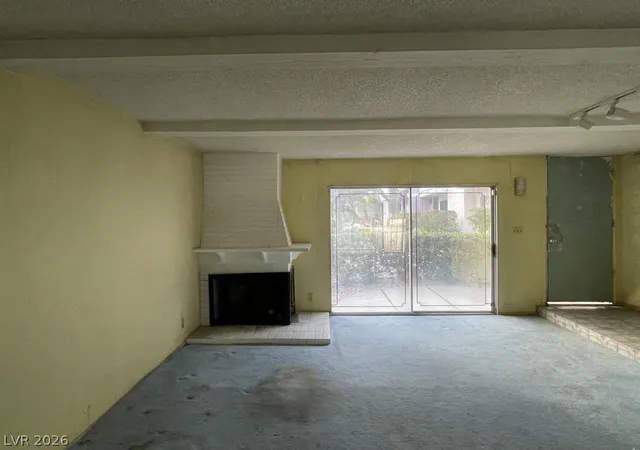 Photo 3 of Townhouse for sale at 636 Brookway Ln, Las Vegas, NV 89169 | MLS# 2740712 | Listing updated on 2026-09-11