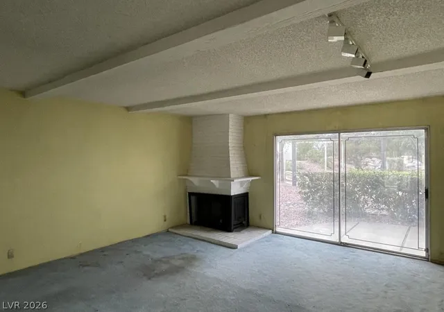 Photo 4 of Townhouse for sale at 636 Brookway Ln, Las Vegas, NV 89169 | MLS# 2740712 | Listing updated on 2026-09-11