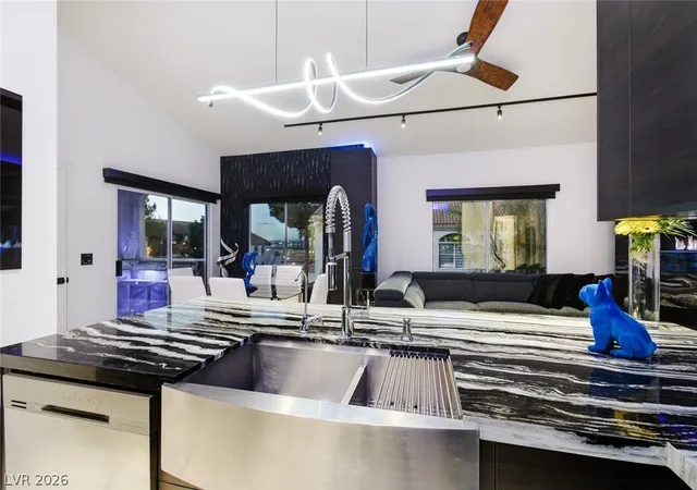 Listing Photo 5 - Condo for sale in building located at 700 Carnegie St, Henderson, NV 89052 - Unit #3422