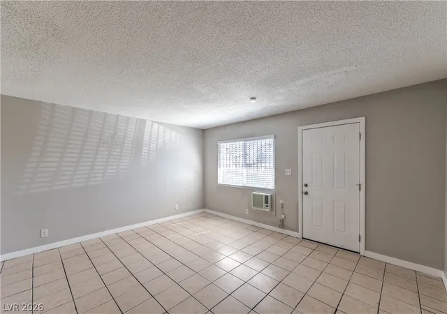 Listing Photo 5 - Condo for sale in building located at 326 N 16th St, Las Vegas, NV 89101