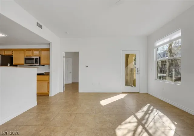 Photo 3 of Condo for sale at 10550 W Alexander Rd #1179, Las Vegas, NV 89129 | MLS# 2761265 | Listing updated on 2026-09-19