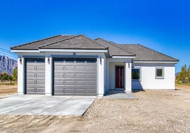 Photo 1 of Single family home for sale at 2880 S Red Rock, Pahrump, NV 89048 | MLS# 2765607 | Listing updated on 2026-09-11