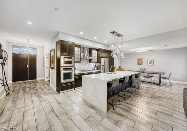 Photo 3 of Condo for sale at 8925 W Flamingo Rd #207, Las Vegas, NV 89147 | MLS# 2766997 | Listing updated on 2026-09-24