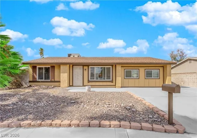 Photo 2 of Single family home for sale at 7274 Pinebrook Cir, Las Vegas, NV 89147 | MLS# 2767235 | Listing updated on 2026-09-08