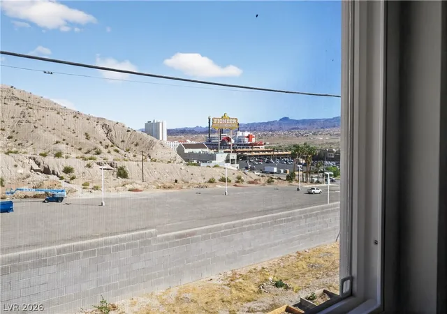 Photo 3 of Townhouse for sale at 204 Sundance Shrs Dr, Laughlin, NV 89029 | MLS# 2766882 | Listing updated on 2026-08-31