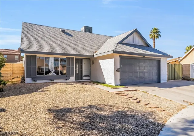 Photo 3 of Single family home for sale at 4733 Castle Rock Ct, Las Vegas, NV 89147 | MLS# 2769486 | Listing updated on 2026-09-11