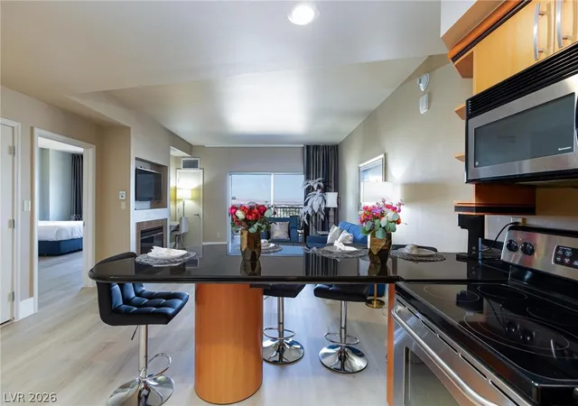 Photo 4 of Condo for sale at 211 E Flamingo Rd #1511, Las Vegas, NV 89169 | MLS# 2770004 | Listing updated on 2026-09-03