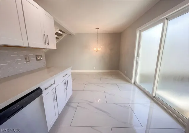 Photo 4 of Townhouse for sale at 568 Willow Green Dr, Las Vegas, NV 89169 | MLS# 2770672 | Listing updated on 2026-09-28
