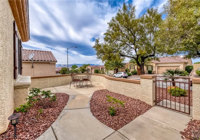 Photo 4 of Single family home for sale at 1684 Wellington Springs Ave, Henderson, NV 89052 | MLS# 2768340 | Listing updated on 2026-09-06