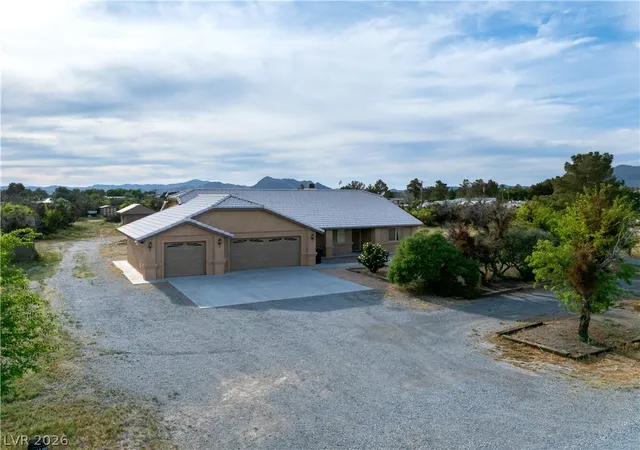 Photo 2 of Single family home for sale at 300 Margaret St, Pahrump, NV 89048 | MLS# 2772417 | Listing updated on 2026-09-09