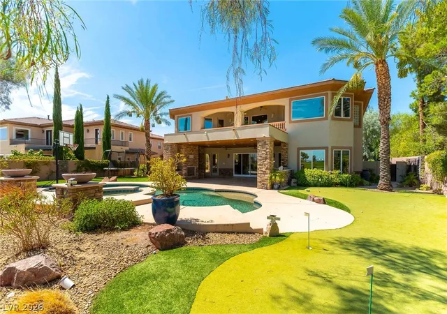 Photo 4 of Single family home for sale at 712 Cyn Greens Dr, Las Vegas, NV 89144 | MLS# 2767341 | Listing updated on 2026-09-10