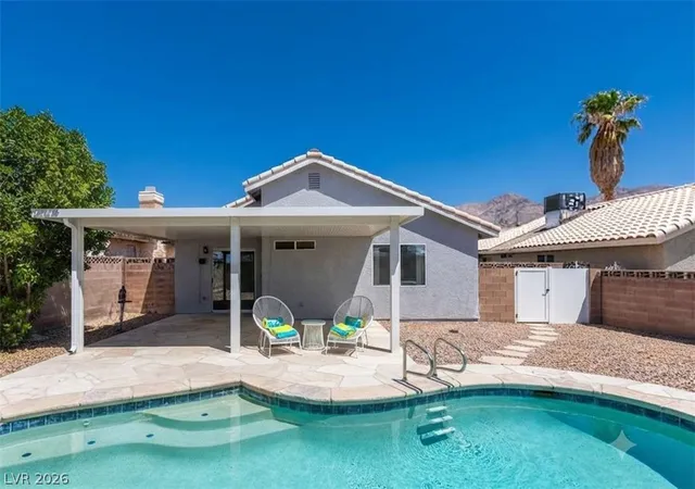 Photo 4 of Townhouse for sale at 2050 N Los Feliz St #143, Las Vegas, NV 89156 | MLS# 2774399 | Listing updated on 2026-09-22