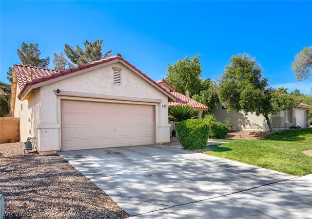 Photo 2 of Single family home for sale at 7921 Purple Mountain Ave, Las Vegas, NV 89131 | MLS# 2774407 | Listing updated on 2026-09-21