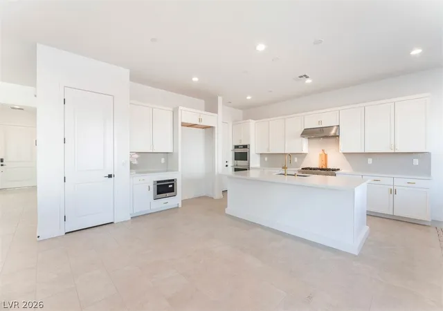 Photo 3 of Single family home for sale at 5912 Topaz Ledge Ct, Las Vegas, NV 89131 | MLS# 2775877 | Listing updated on 2026-09-06