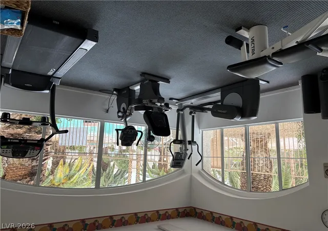 Listing Photo 4 - Condo for sale in building located at 6480 Annie Oakley Dr, Las Vegas, NV 89120 - Unit #624