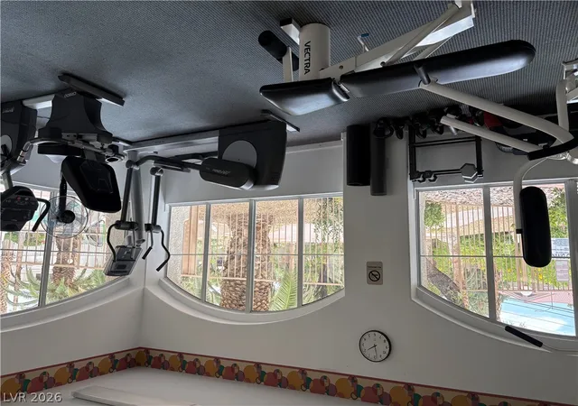 Listing Photo 5 - Condo for sale in building located at 6480 Annie Oakley Dr, Las Vegas, NV 89120 - Unit #624