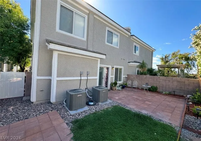 Photo 17 of Sale Pending at 2572 Favorable Pointe Ct, Henderson, NV 89052 | MLS# 2777564 | Listing updated on 2026-09-11