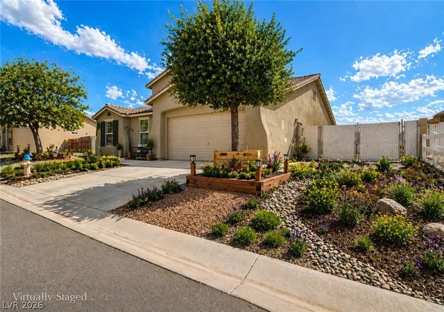 Photo 3 of Single family home for sale at 529 Lampshire Ln, Pahrump, NV 89060 | MLS# 2775831 | Listing updated on 2026-09-19
