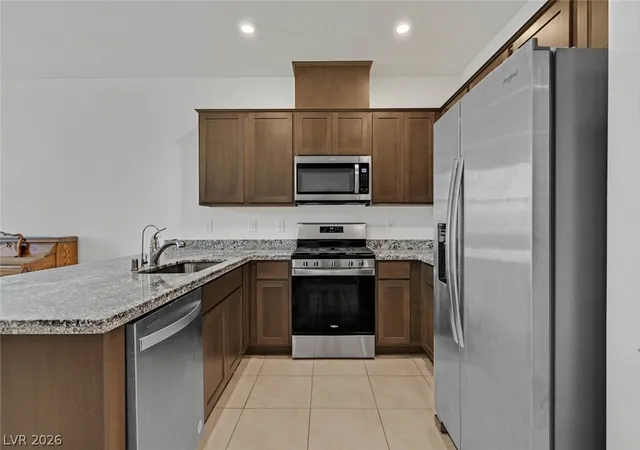 Photo 3 of Townhouse for sale at 528 Ylang Pl, Henderson, NV 89015 | MLS# 2777017 | Listing updated on 2026-09-09