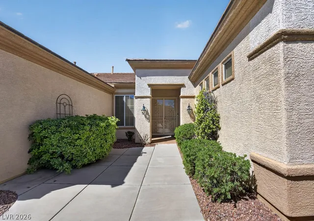 Photo 3 of Single family home for sale at 1831 Morganton Dr, Henderson, NV 89052 | MLS# 2776520 | Listing updated on 2026-09-11