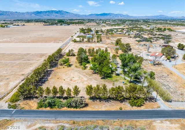 Photo 3 of Manufactured home for sale at 5220 Squaw Valley, Pahrump, NV 89061 | MLS# 2778130 | Listing updated on 2026-09-10