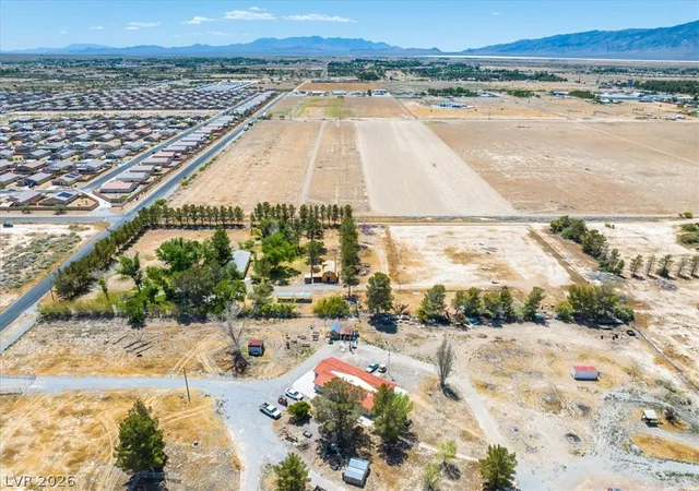 Photo 4 of Manufactured home for sale at 5220 Squaw Valley, Pahrump, NV 89061 | MLS# 2778130 | Listing updated on 2026-09-10