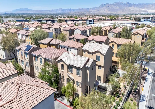 Photo 4 of Single family home for sale at 4797 Drummond Castle, Las Vegas, NV 89130 | MLS# 2778705 | Listing updated on 2026-09-05