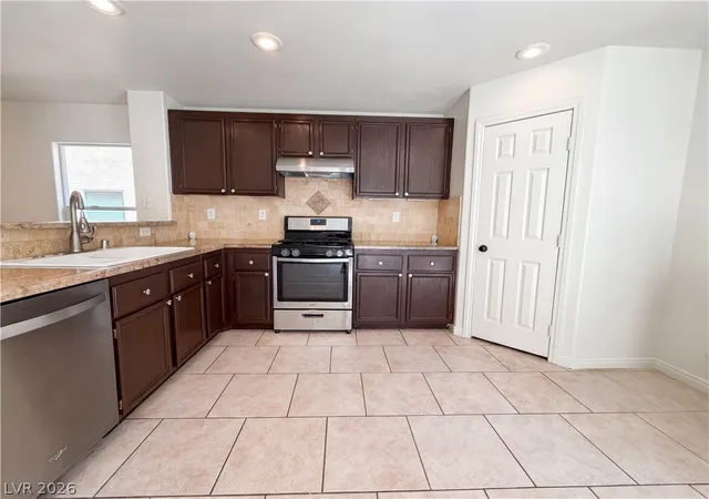 Photo 2 of Single family home for sale at 7274 Pine Barrens St, Las Vegas, NV 89148 | MLS# 2779146 | Listing updated on 2026-09-10