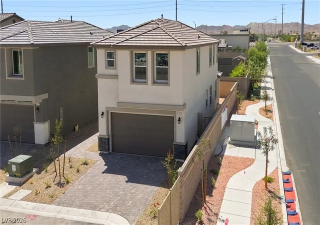 Photo 2 of Single family home for sale at 5195 Dustin Keller Ave, Las Vegas, NV 89139 | MLS# 2779248 | Listing updated on 2026-08-30