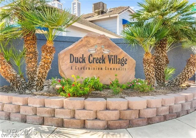 Listing Photo 4 - Condo for sale in building located at 5831 Medallion Dr, Las Vegas, NV 89122 - Unit #101
