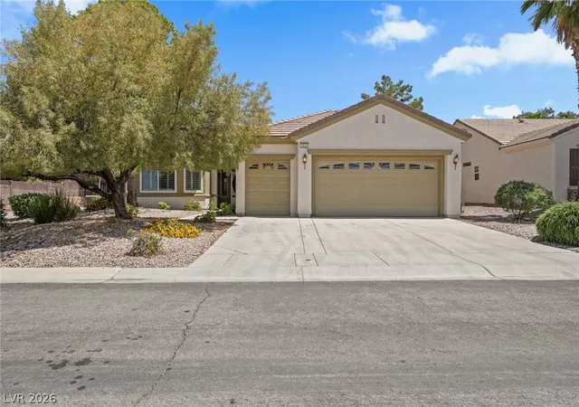 Photo 1 of Single family home for sale at 2032 Wolverine Ct, Henderson, NV 89052 | MLS# 2779815 | Listing updated on 2026-09-03