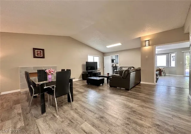 Photo 4 of Sale Pending at 2340 Viewcrest Rd, Henderson, NV 89014 | MLS# 2780852 | Listing updated on 2026-08-30