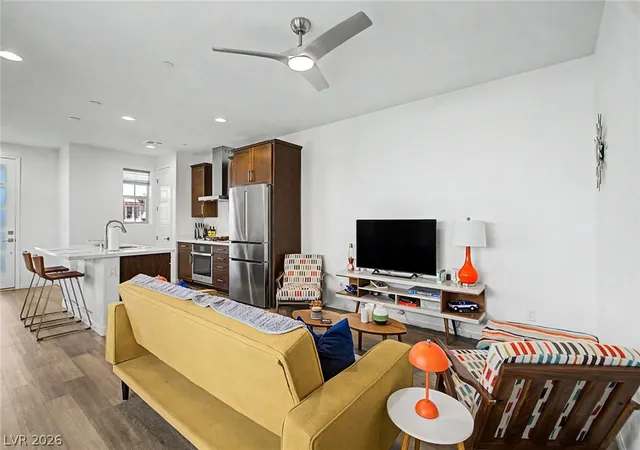 Photo 4 of Townhouse for sale at 72 Kimberlite Dr, Henderson, NV 89011 | MLS# 2782225 | Listing updated on 2026-08-31