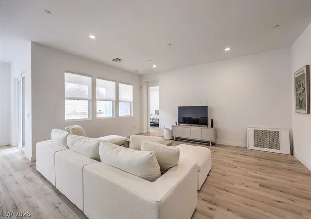 Photo 3 of Single family home for sale at 8935 Cassia Winds St, Las Vegas, NV 89166 | MLS# 2781674 | Listing updated on 2026-09-09