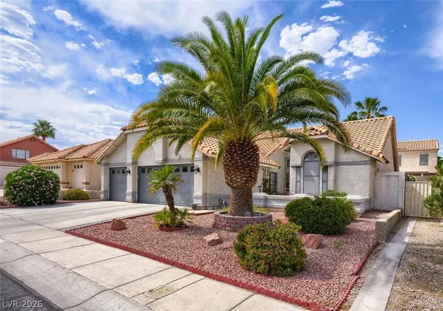Photo 3 of Single family home for sale at 9536 Cliff View Way, Las Vegas, NV 89117 | MLS# 2782760 | Listing updated on 2026-09-04