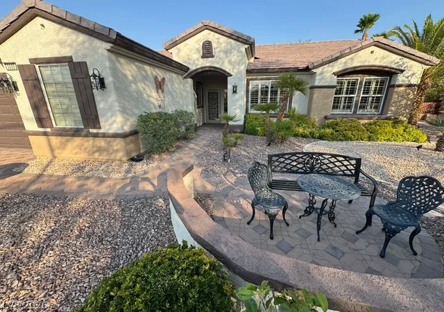 Photo 2 of Single family home for sale at 3005 Walnut Park Ct, Henderson, NV 89052 | MLS# 2783138 | Listing updated on 2026-09-12