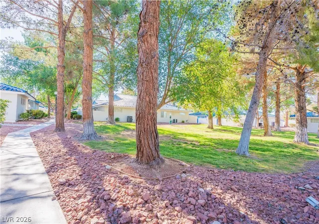Photo 3 of Townhouse for sale at 2124 Willowbury Dr #B, Las Vegas, NV 89108 | MLS# 2783594 | Listing updated on 2026-09-11