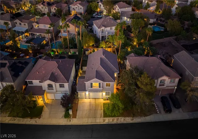 Photo 2 of Single family home for sale at 904 Sir Winston St, Henderson, NV 89052 | MLS# 2781803 | Listing updated on 2026-09-15